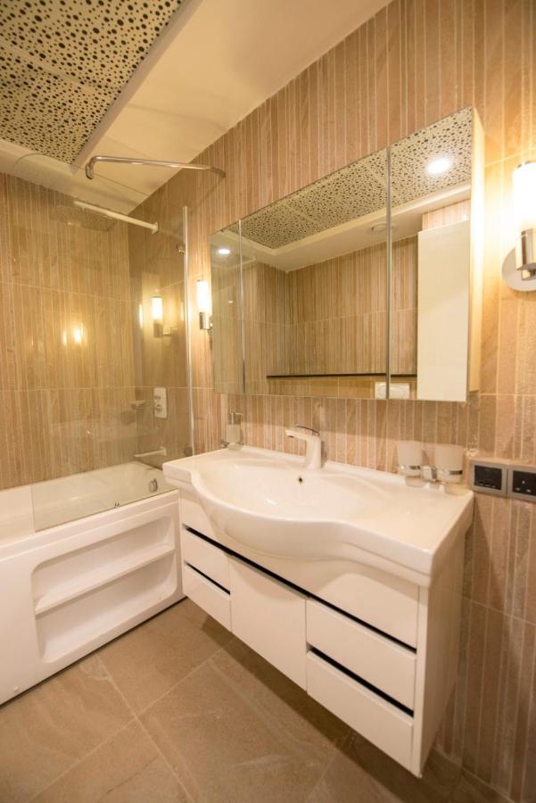 Centaurus Hotel Suites Исламабад Экстерьер фото
