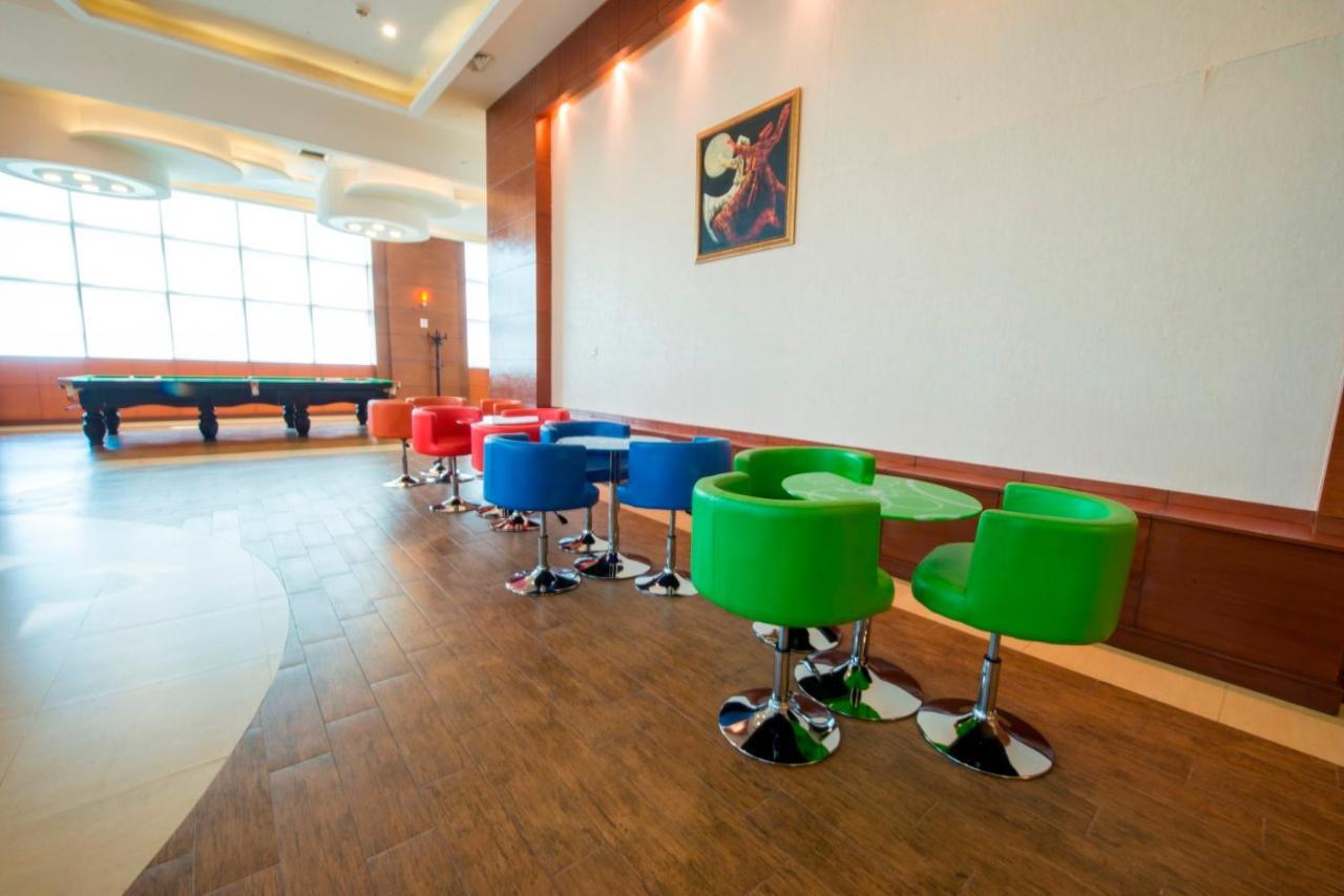 Centaurus Hotel Suites Исламабад Экстерьер фото